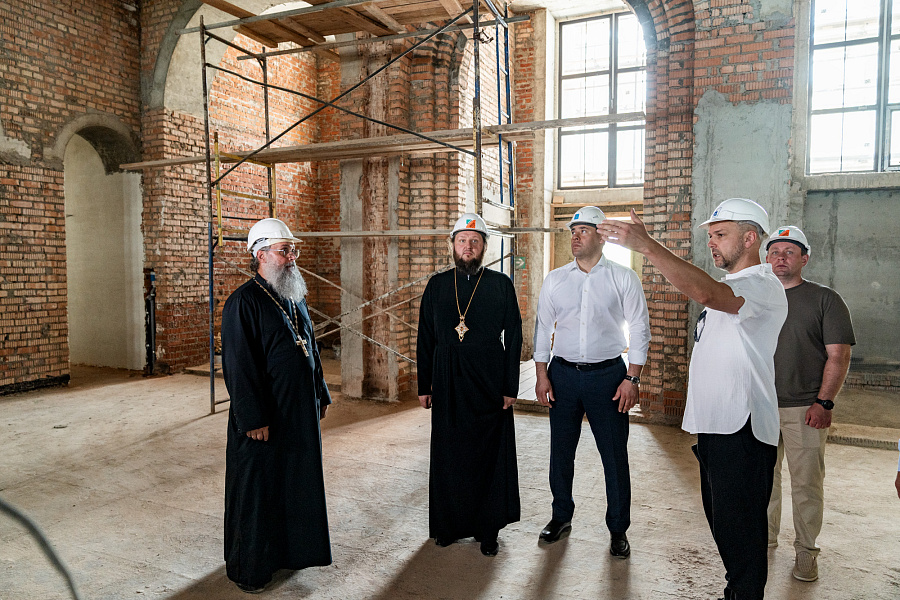 Освящение крестов для строящегося Никольского храма в микрорайоне Кузнечики города Подольска